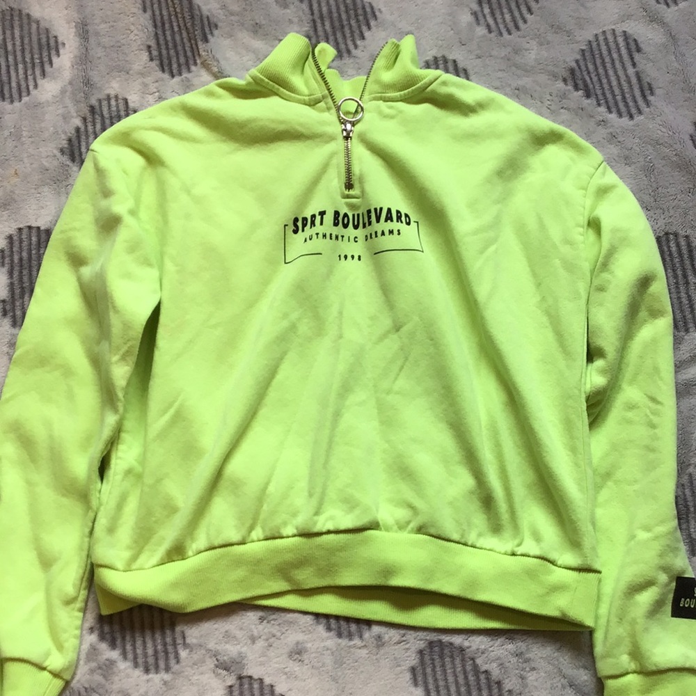 Neon sweater✨✨✨
